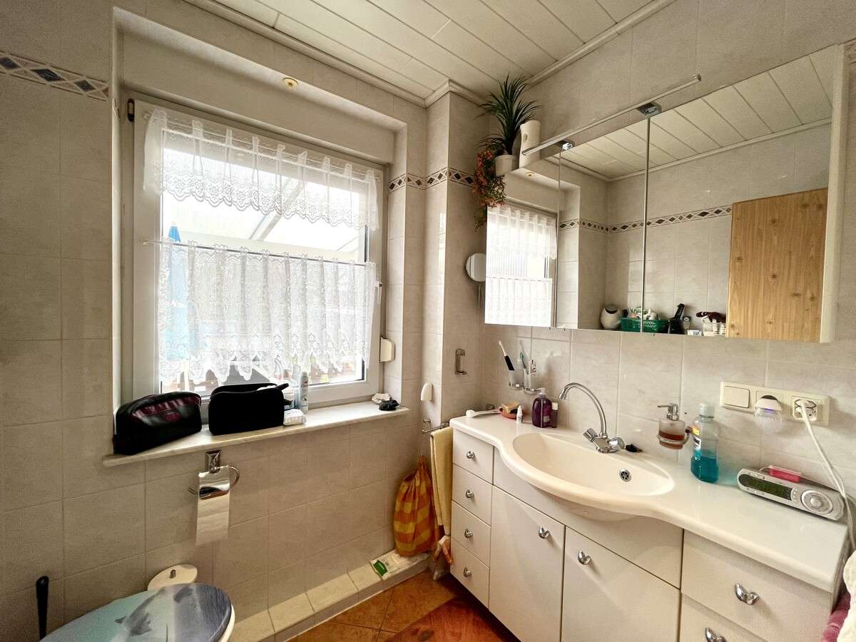 Immobilie in Kremitzaue - Familientraum: Mehrgenerationenhaus mit großem Garten, Nebengelass & mehr - Bild 5