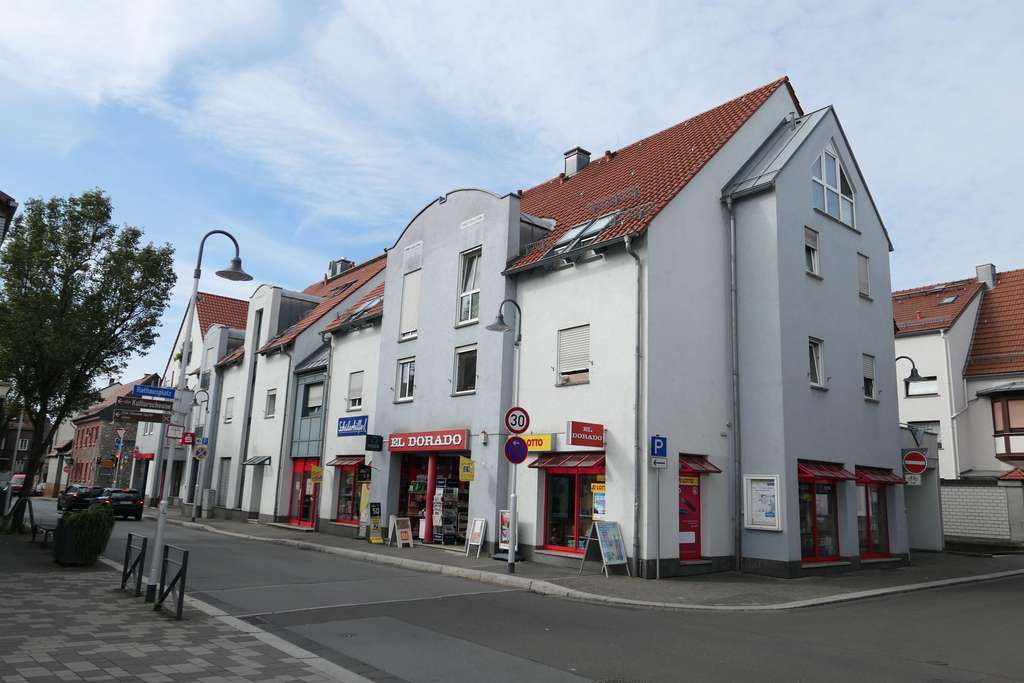 Immobilie in Flörsheim - Gepflegte 1 Zi. Wohnung, gut vermietet für Kapitalanleger, gute Lage, Kleinere Wohneinheit - Bild 2