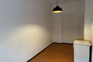  Schöne 2-Zimmerwohnung mit Balkon und tollem Hinterhof! – Bernsdorfer Straße 65, 9126 Bernsdorf, Chemnitz – Vorschaubild 5