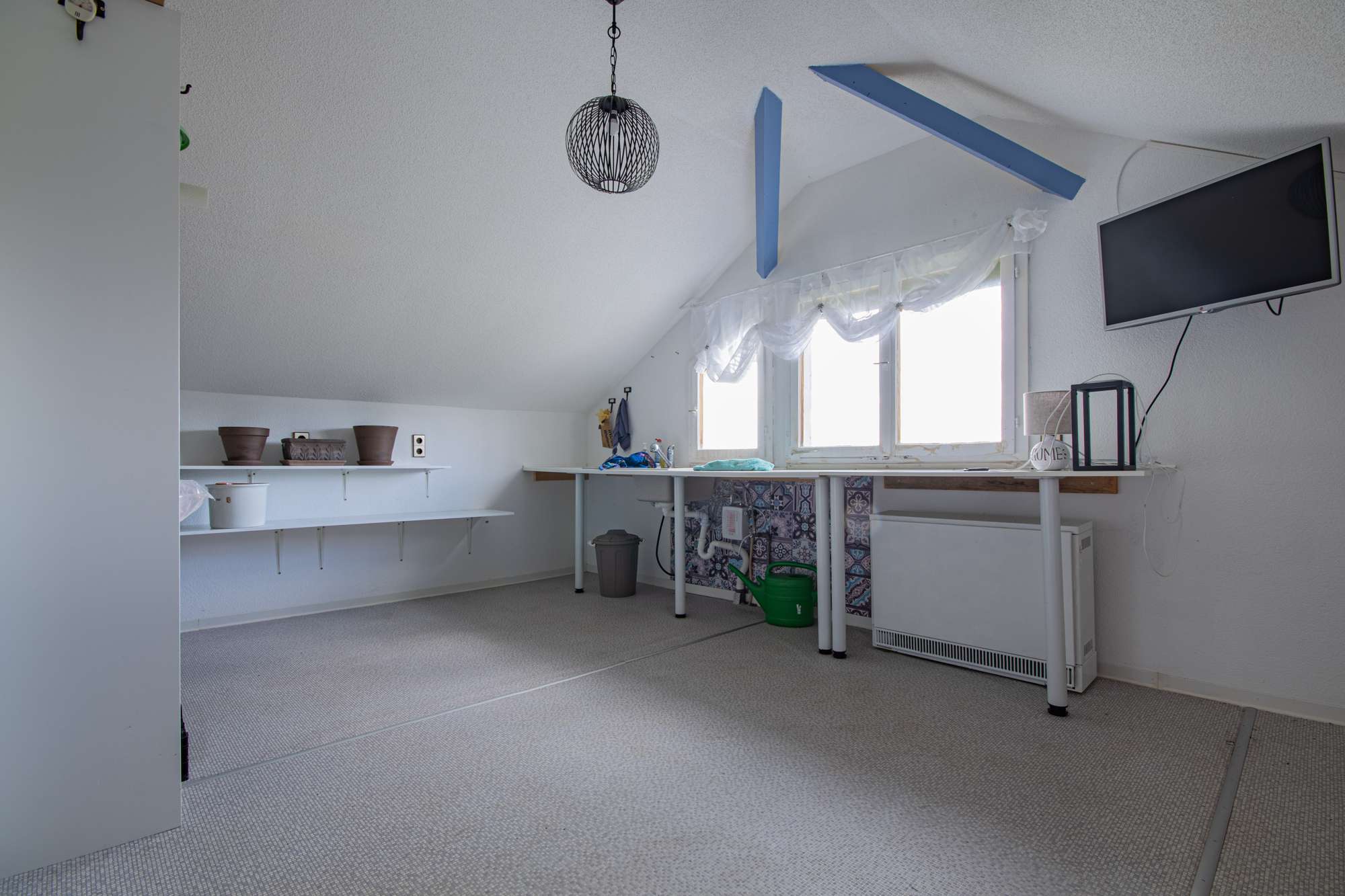 Immobilie in Weilheim - Zwei vielseitig nutzbare Doppelhaushälften mit großem Ausbaupotenzial in Weilheim - Heubach - Bild 10