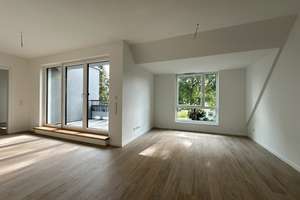 Geräumige 4 Zimmer Wohnung zur Miete in Hamburg Rahlstedt - Wentzel Dr. – Berner Straße 25, 22145 Rahlstedt, Hamburg – Vorschaubild 2