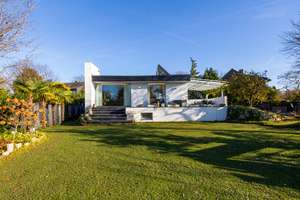 Stilvolles Wohnen im Architektenhaus mit privatem Poolparadies in Bestlage – Die vollständige Adresse der Immobilie erhältst du vom Anbieter., 40670 Meerbusch – Vorschaubild 5
