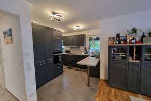 Exklusive, neuwertige 4-Zimmer-EG-Wohnung mit Garten und EBK – Die vollständige Adresse der Immobilie erhältst du vom Anbieter., 80935 Lerchenau-Ost, München – Vorschaubild 6