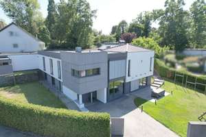 Sankt Augustin-Niederberg: Ansprechende Villa – Mit Pool & Sauna – Die vollständige Adresse der Immobilie erhältst du vom Anbieter., 53757 Sankt Augustin – Vorschaubild 1