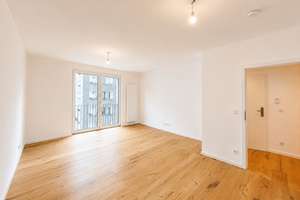 Umfassend modernisierte 2-Zimmer-Wohnung mit Balkon, Aufzug und Kellerraum im Zentrum Düsseldorfs!