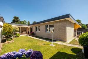 Rembrandts Meisterwerk für die Familie: Bungalow mit Pool und Sauna in der Gartenstadt – Die vollständige Adresse der Immobilie erhältst du vom Anbieter., 53844 Troisdorf – Vorschaubild 4
