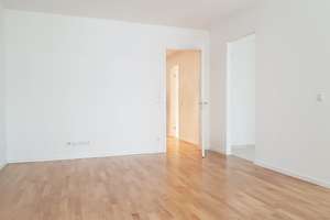 Neuwertige 2-Zi-Wohnung mit Balkon und Einbauküche in Berlin-Friedrichshain – Die vollständige Adresse der Immobilie erhältst du vom Anbieter., 10247 Friedrichshain, Berlin – Vorschaubild 3