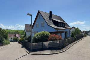 Charmantes Ein- bis Zweifamilienhaus mit großem Grundstück und Doppelgarage in ruhiger Lage – Göppingen (Kreis) – Vorschaubild 2