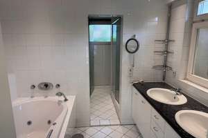 Großzügige und helle 5,5-Zimmer-Wohnung mit Wintergarten, EBK und Garten - wie EFH – Die vollständige Adresse der Immobilie erhältst du vom Anbieter., 70563 Heerstraße, Stuttgart – Vorschaubild 15