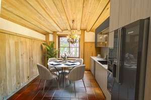Exklusiver Bungalow mit Schwimmhalle und Wellnessbereich in bester Wohnlage in Erlangen-Sieglitzhof
 – Die vollständige Adresse der Immobilie erhältst du vom Anbieter., 91054 Sieglitzhof, Erlangen – Vorschaubild 7
