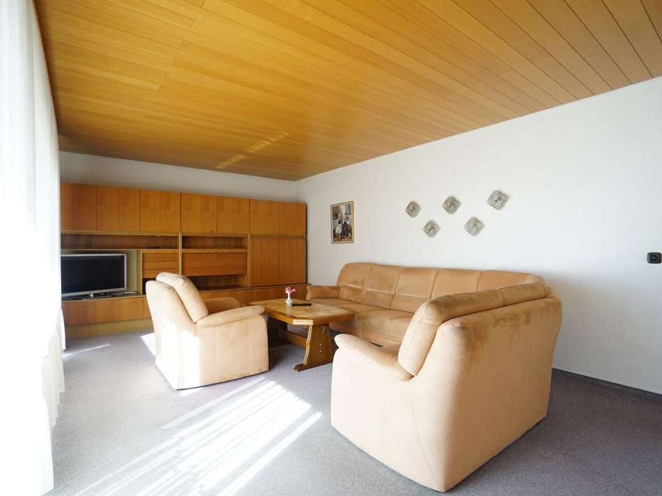 Wohnzimmer mit Terrassenzugang