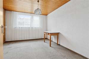 Raum für Ihre Ideen – Haus in Bühl mit großem Potenzial und viel Platz! – Finkenweg 1, 89346 Bibertal – Vorschaubild 11