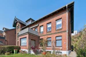 Historische Rotklinker-Villa in einzigartiger Lage in Övelgönne – Die vollständige Adresse der Immobilie erhältst du vom Anbieter., 22605 Othmarschen, Hamburg – Vorschaubild 8