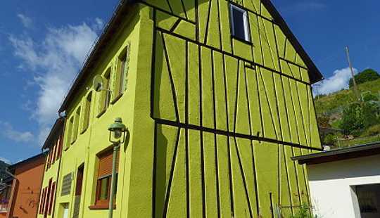 Bild von Zweifamilienhaus mit Flair, vermietet, sehr guter Zustand- gute Rendite