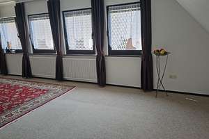 Großes freistehendes Zweifamilienhaus 245qm Wohnfläche 9 Zimmer – Die vollständige Adresse der Immobilie erhältst du vom Anbieter., 13589 Falkenhagener Feld, Berlin – Vorschaubild 23