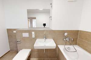 Rheinallee: 3-Zimmer-Wohnung mit Loggia, Lift und Fußbodenheizung in Ludwigshafen am Rhein – 67061 Süd, Ludwigshafen am Rhein – Vorschaubild 5
