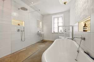 Juwel im Herzen vom Glockenbach - wunderschöne und sanierte Altbau Wohnung – Jahnstr. 31, 80469 Glockenbach, München – Vorschaubild 3
