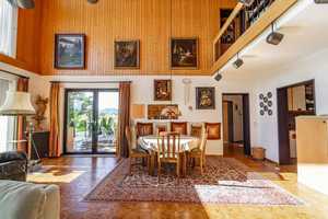 Nur Felder, Wiesen und die Berge.... Architekten-Einfamilienhaus in einmaliger Ortsrandlage – Garmisch-Partenkirchen (Kreis) – Vorschaubild 9