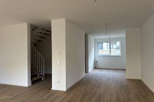 Innenhof | gemütliches Reihenhaus 4-Zi (D3) mit eigenem Garten und Gäste-WC | ab sofort verfügbar! – Waldhausener Straße 130-165, 41061 Gladbach, Mönchengladbach – Vorschaubild 16