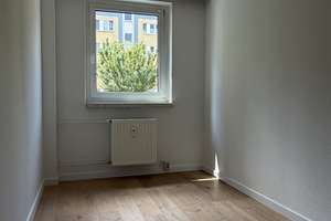 Attraktive, frisch renovierte - 3 Zimmerwohnung mit Balkon - in Magdeburg-Stadtfeld-West – Diesterwegstraße 2a, 39110 Stadtfeld West, Magdeburg – Vorschaubild 9