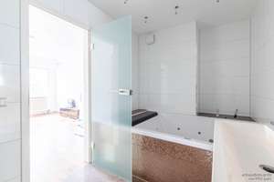 Welc(H)ome® by RIDA RESIDENTIAL – Exklusive Stadtwohnung mit einzigartigem Domblick! – Die vollständige Adresse der Immobilie erhältst du vom Anbieter., 50667 Altstadt/Nord, Köln – Vorschaubild 5