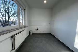Demnächst bezugsbereit: Modernisierte Erdgeschosswohnung mit Südbalkon – Rominter Straße 10, 28777 Rönnebeck, Bremen – Vorschaubild 2