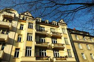Gepflegte 3-Zimmer-Wohnung mit Balkon im 2. OG in Wiesbaden