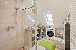 Historic Character Meets Modern City Living. Top-Floor with Private Roof Terrace in Downtown KL – Die vollständige Adresse der Immobilie erhältst du vom Anbieter., 67655 Innenstadt Südwest, Kaiserslautern – Vorschaubild 12