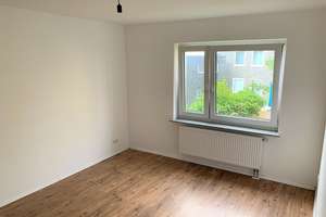 ++ KUSCHELIG NAHE ALLEE-CENTER ++ – Waldstr. 4 1. OG rechts, 42853 Scheid, Remscheid – Vorschaubild 4