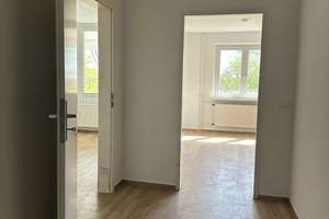 2-Zimmer-Wohnung mit Balkon und eigenem Park in Lichterfelde-West (provisionsfrei) – Drakestraße 77b, 12205 Lichterfelde, Berlin – Vorschaubild 5