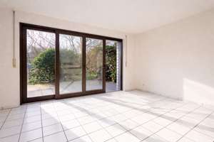 Geräumiges Reihenendhaus im Split-Level-Stil mit tollem Blick in die Wiembachaue in Berg.-Neukirchen – Die vollständige Adresse der Immobilie erhältst du vom Anbieter., 51381 Lützenkirchen, Leverkusen – Vorschaubild 3