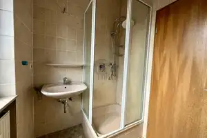 Property thumbnail 16