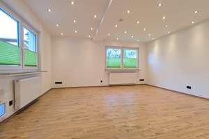 Großzügige Wohnung mit Terrasse, zwei Bädern, Garage und vielseitig nutzbarem Anbau - provisionsfrei – 46049 Alstaden-Ost, Oberhausen – Vorschaubild 19