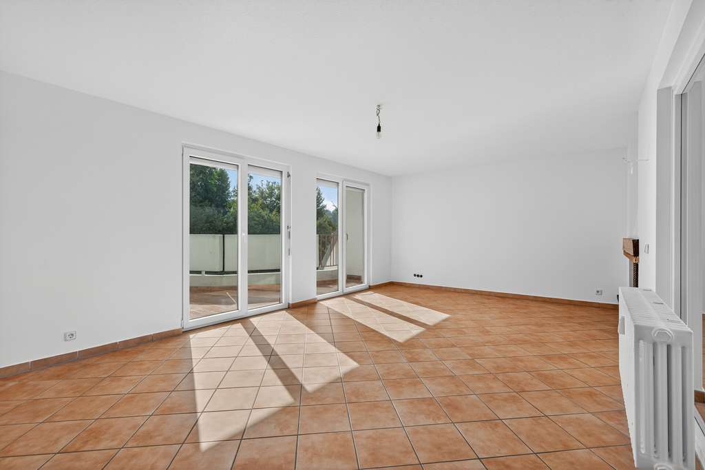 Immobilie in Kuppenheim - Stilvolle Maisonette mit 4 Balkonen und durchdachtem Grundriss - Bild 0