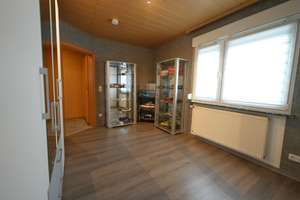 Charmantes, modern gepflegtes Zweifamilienhaus in zentraler Lage von Hanau – Die vollständige Adresse der Immobilie erhältst du vom Anbieter., 63450 Südost, Hanau – Vorschaubild 9