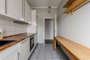 Einzugsbereit! Neuwertige 3,5-Raum-Dachgeschosswohnung mit Balkon und TG-Stellplatz in Frohnhausen – Die vollständige Adresse der Immobilie erhältst du vom Anbieter., 45145 Frohnhausen, Essen – Vorschaubild 7
