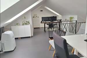 Exklusive Dachgeschosswohnung mit Balkon, Einbauküche, Kamin u. hochwertiger Ausstattung  – Bahnhofstr. 24, 86150 Bahnhofs-, Bismarckviertel, Augsburg – Vorschaubild 9
