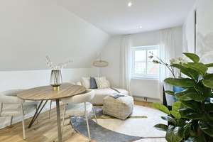 Exklusive Dachgeschosswohnung in Warnemünde - hochwertig saniert & stilvoll modernisiert