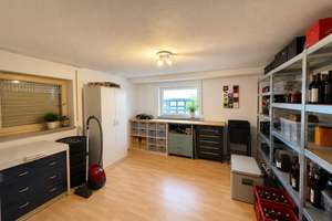 Mehrfamilienhaus mit 3 Wohneinheiten und Einliegerwohnung – Die vollständige Adresse der Immobilie erhältst du vom Anbieter., 89233 Neu-Ulm – Vorschaubild 39