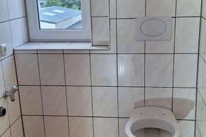 Provisionsfrei* Geräumige 4-Zi.-Wohnung m. Stellpl., Altendorfer Straße, 1.OG – Altendorfer Straße 298, 45143 Altendorf, Essen – Vorschaubild 2