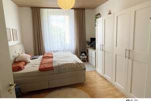 *** Altbauwohnung mit Balkon in Bad Cannstatt ***