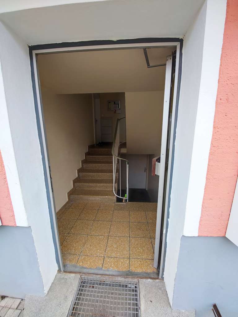 Immobilie in Kempten (Allgäu) - Renovierungsbedürftige 3-Zimmer Wohnung mit Balkon in Kempten (Allgäu) - Engelhalde - Bild 4