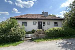 Großzügiges Einfamilienhaus mit riesigem Garten – Rhön-Grabfeld (Kreis) – Vorschaubild 3