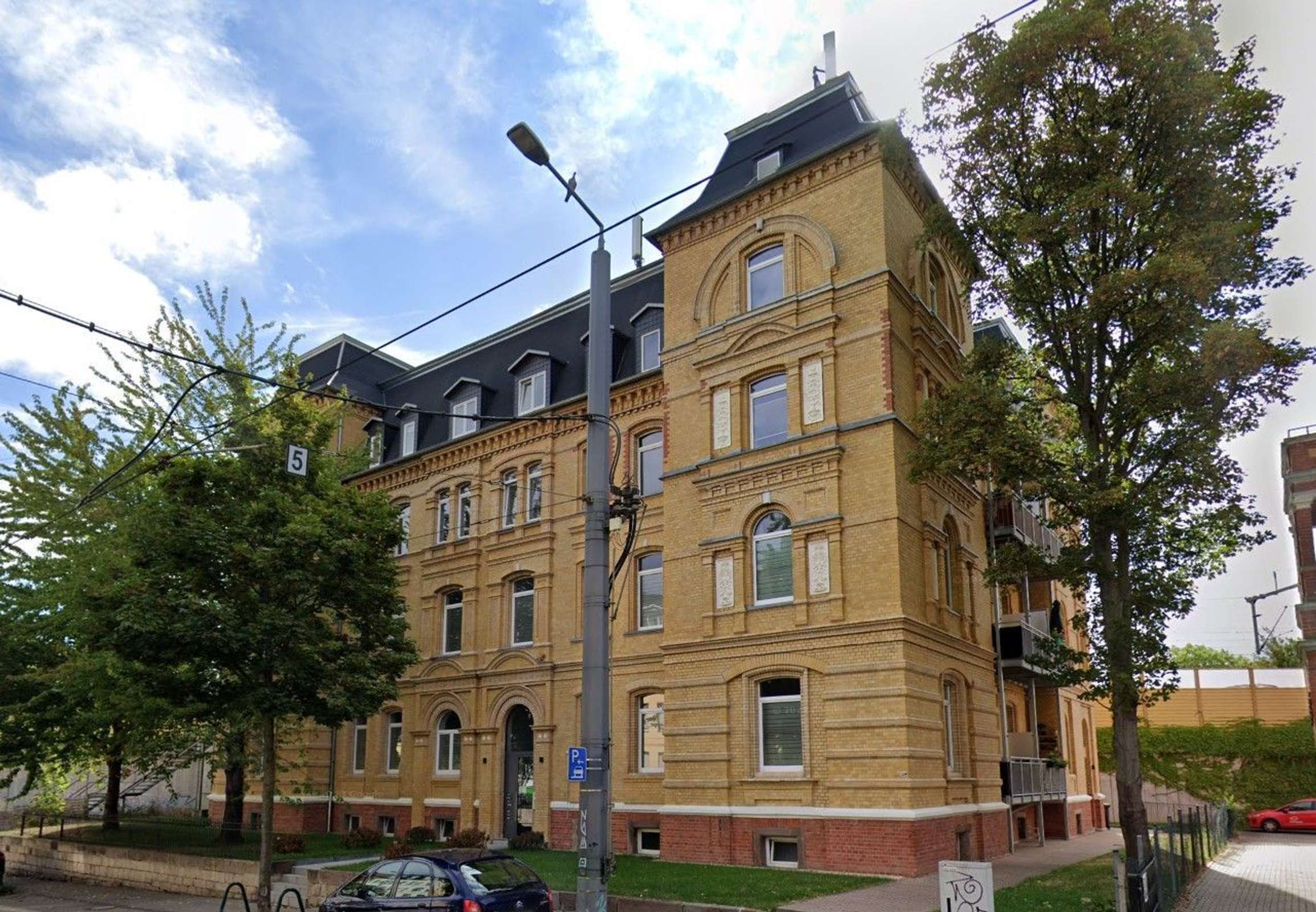 Geräumige 2-Zimmer-Wohnung mit Balkon in Erfurt