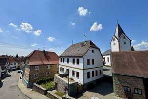 TOP-CHANCE DES SOMMERS!!! PREIS-LEISTUNGS-KNALLER IN WIESBADEN-KLOPPENHEIM!!! – Oberstraße 18, 65207 Kloppenheim, Wiesbaden – Vorschaubild 2
