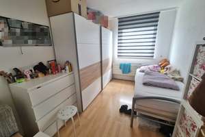 Helle 4-Zimmer-Wohnung mit Loggia im Hochhaus – gepflegte Lage in Leverkusen-Wiesdorf – Die vollständige Adresse der Immobilie erhältst du vom Anbieter., 51373 Wiesdorf, Leverkusen – Vorschaubild 5