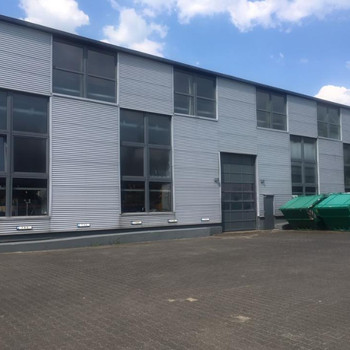 Moderne Hallenfläche im Essener Süden| Stellplätze| Anlieferung über Sektionaltore