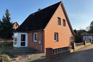 Einfamilienhaus mit Geschichte – Die vollständige Adresse der Immobilie erhältst du vom Anbieter., 23843 Travenbrück – Vorschaubild 1