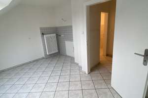 Erstbezug nach Sanierung: freundliche 3-Zimmer-Dachgeschosswohnung in Bochum – Am Geraden Weg 12, 44805 Gerthe, Bochum – Vorschaubild 9