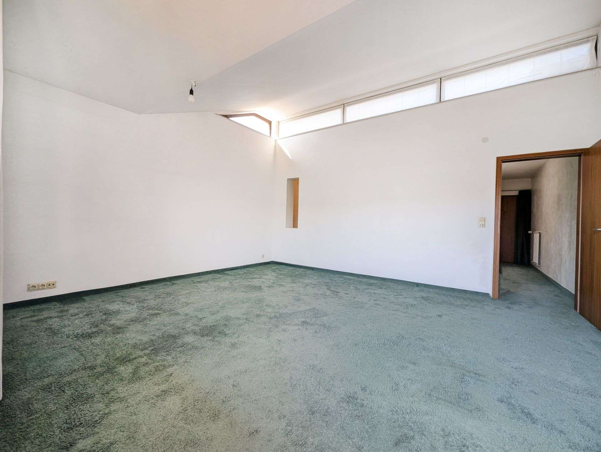 Immobilie in Leinfelden-Echterdingen - 3 Zimmer, 2 Balkone, 1 Tiefgaragenplatz: 3 - 2 - 1 deins! - Bild 0